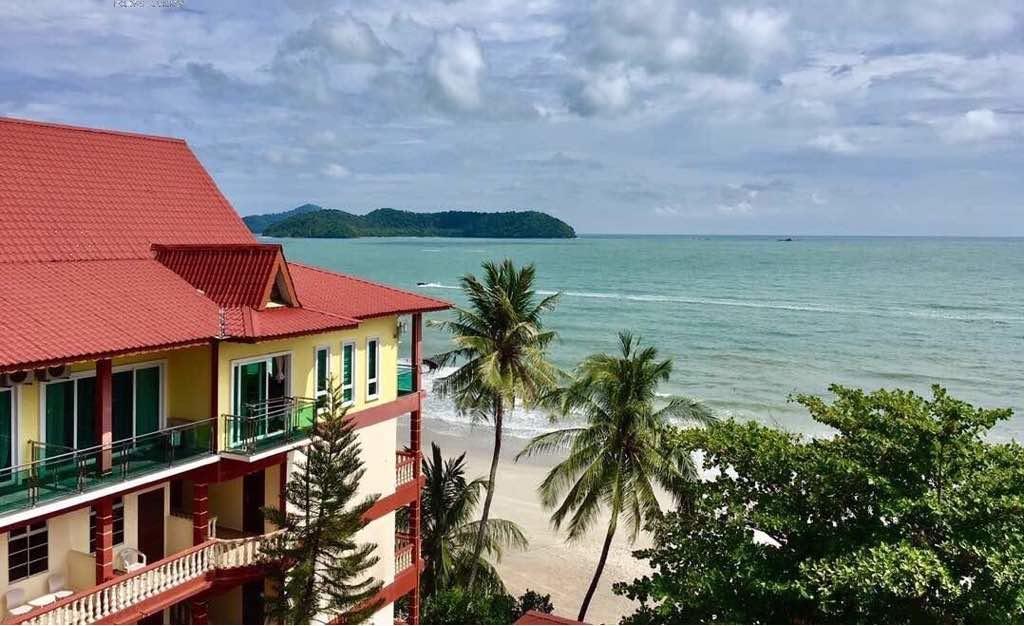 Melati Tanjong Beach Resort Pantai Cenang  Extérieur photo