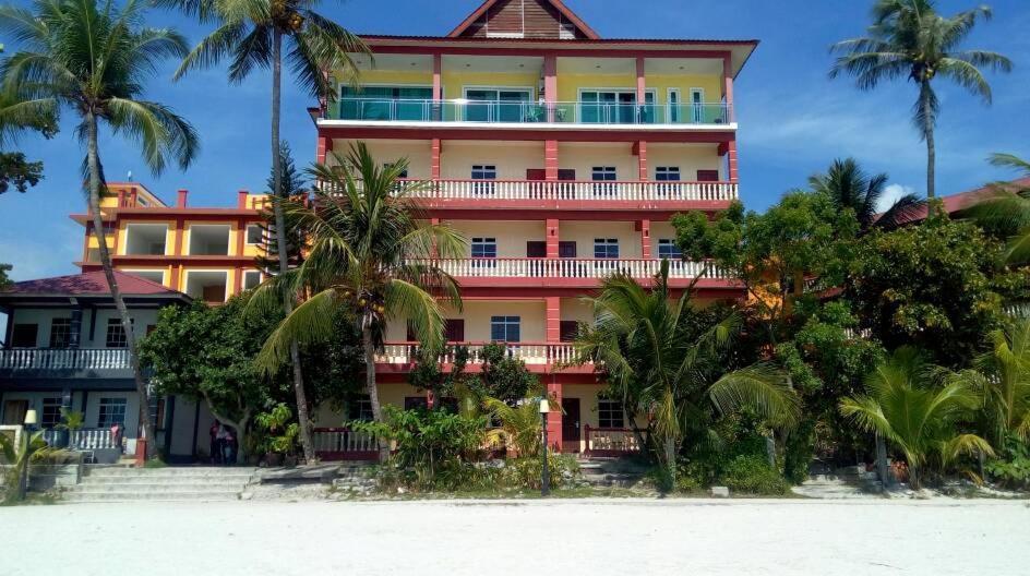 Melati Tanjong Beach Resort Pantai Cenang  Extérieur photo